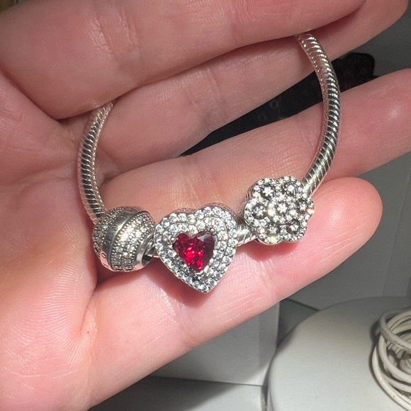 XL Red Heart Charm - Picture 10 of 10